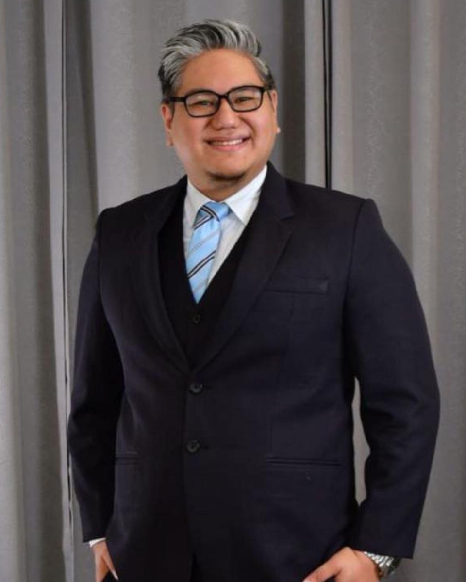 Portrait of Alex Reyes